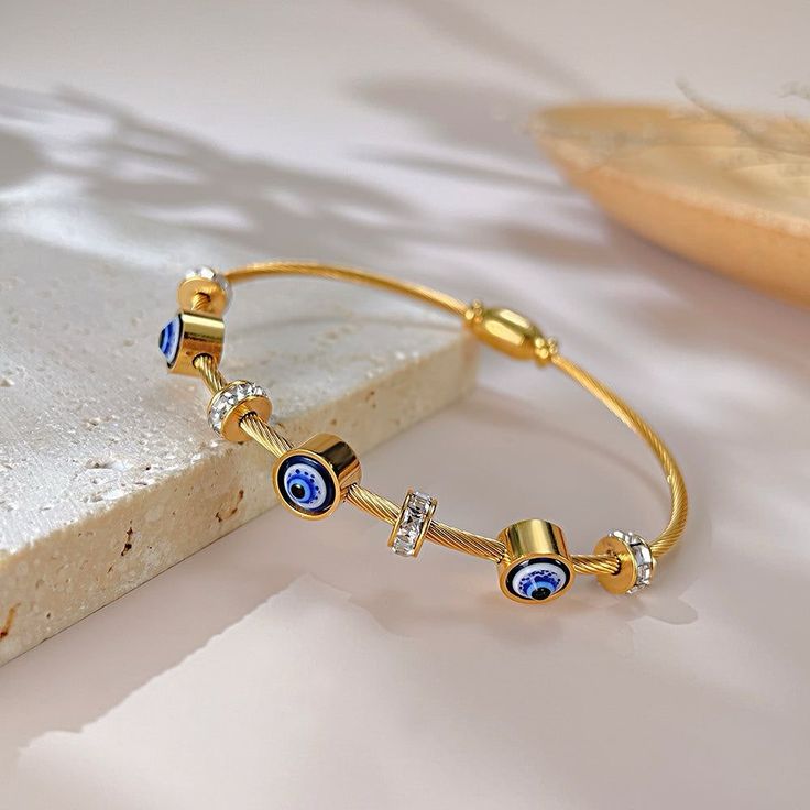Evil Eye Magnet Bangle
