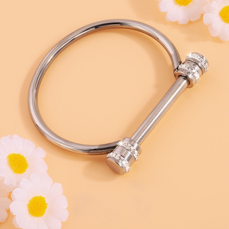 Bolt Luxe Bangle