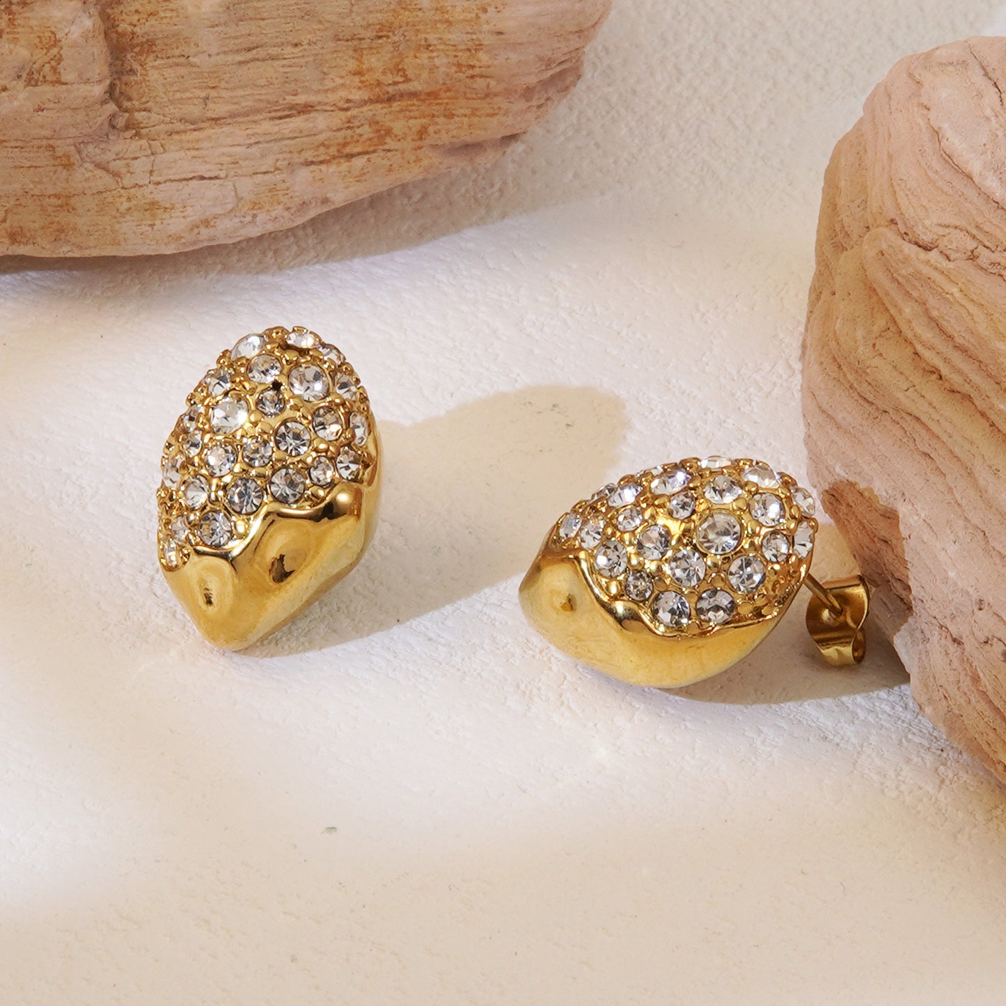 Crush Glow Studs