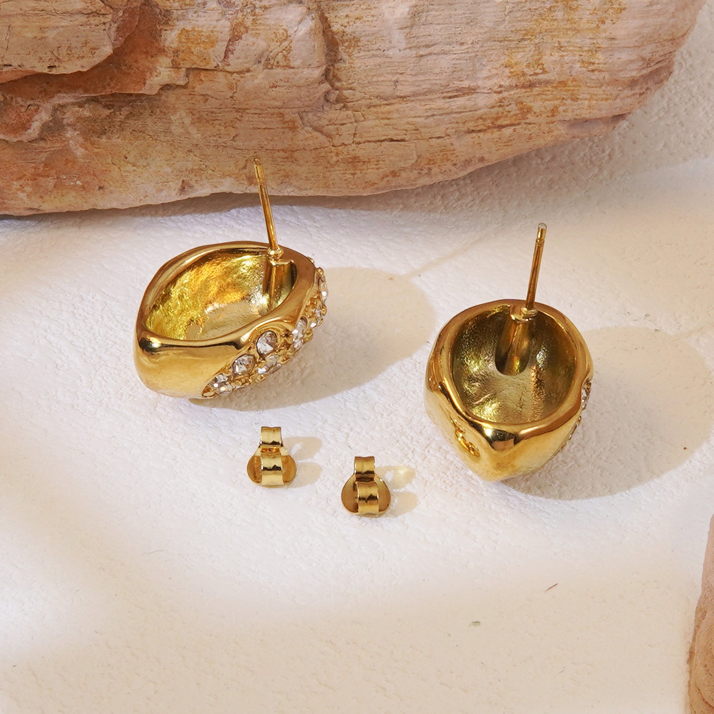 Crush Glow Studs