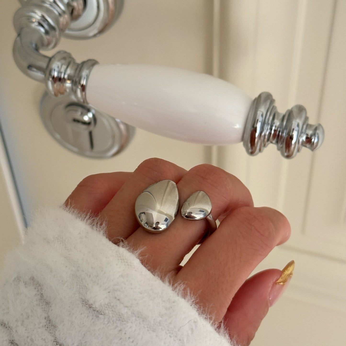 Melted Glow Ring
