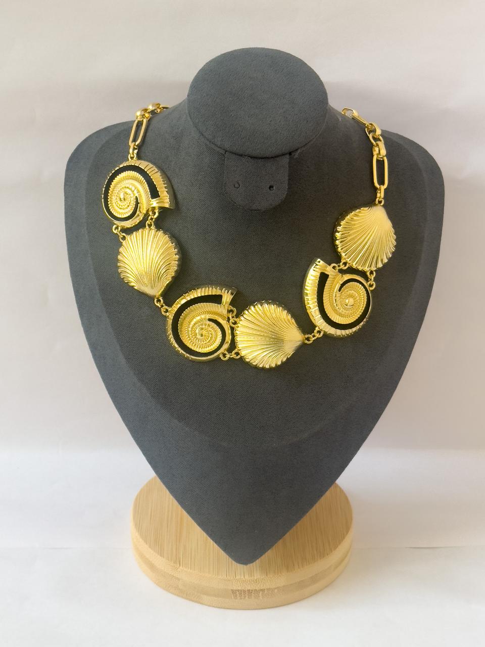 Gold Seashell Statement Necklace – Anti-Tarnish Ocean Inspired Jewellery for Women