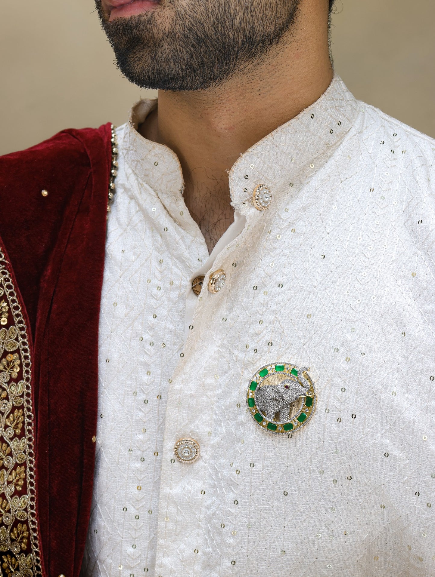 Emerald Circle Elephant Brooch with Zircon Stones | Magnetic Brass Brooch