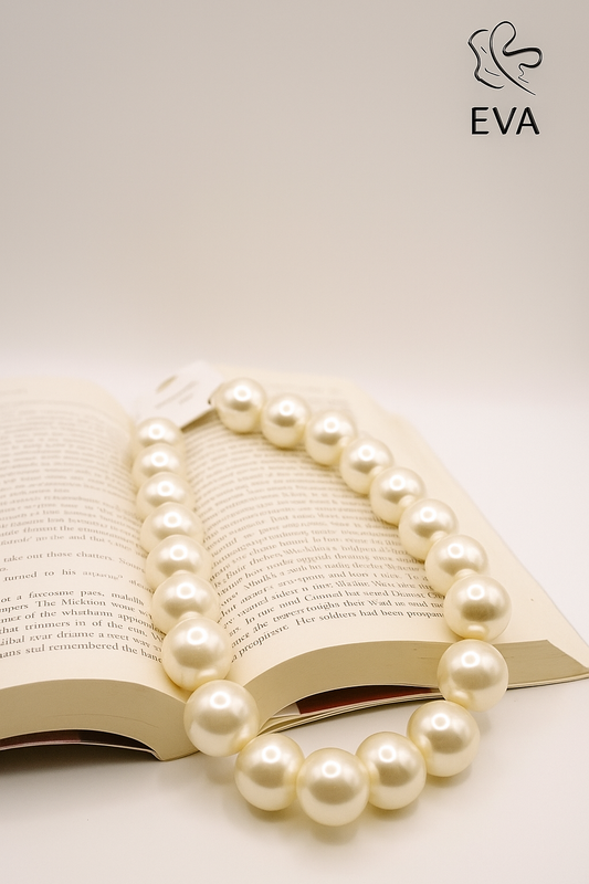 Modern Classic Pearl Necklace – Bold, Anti-Tarnish Statement Choker