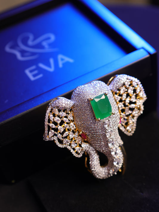 Elephant Crest Groom Brooch with Emerald Stone – Magnetic Sherwani Brooch