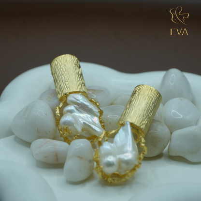 NIRVA PEARL  Earrings