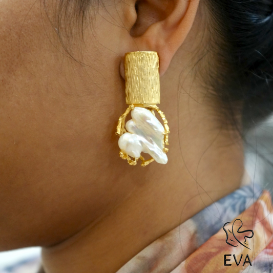 NIRVA PEARL  Earrings