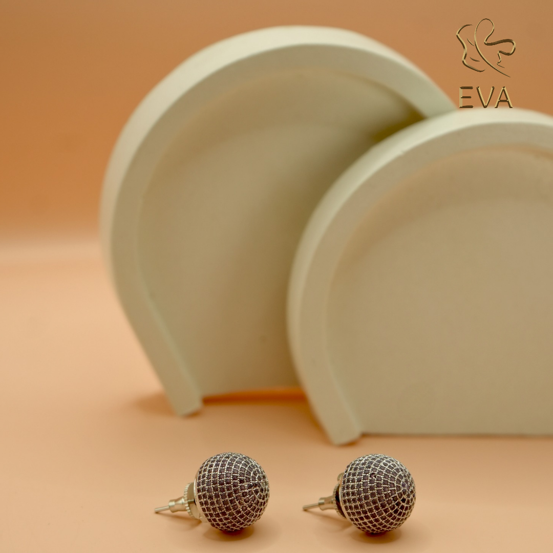 VIRA Studs Earrings