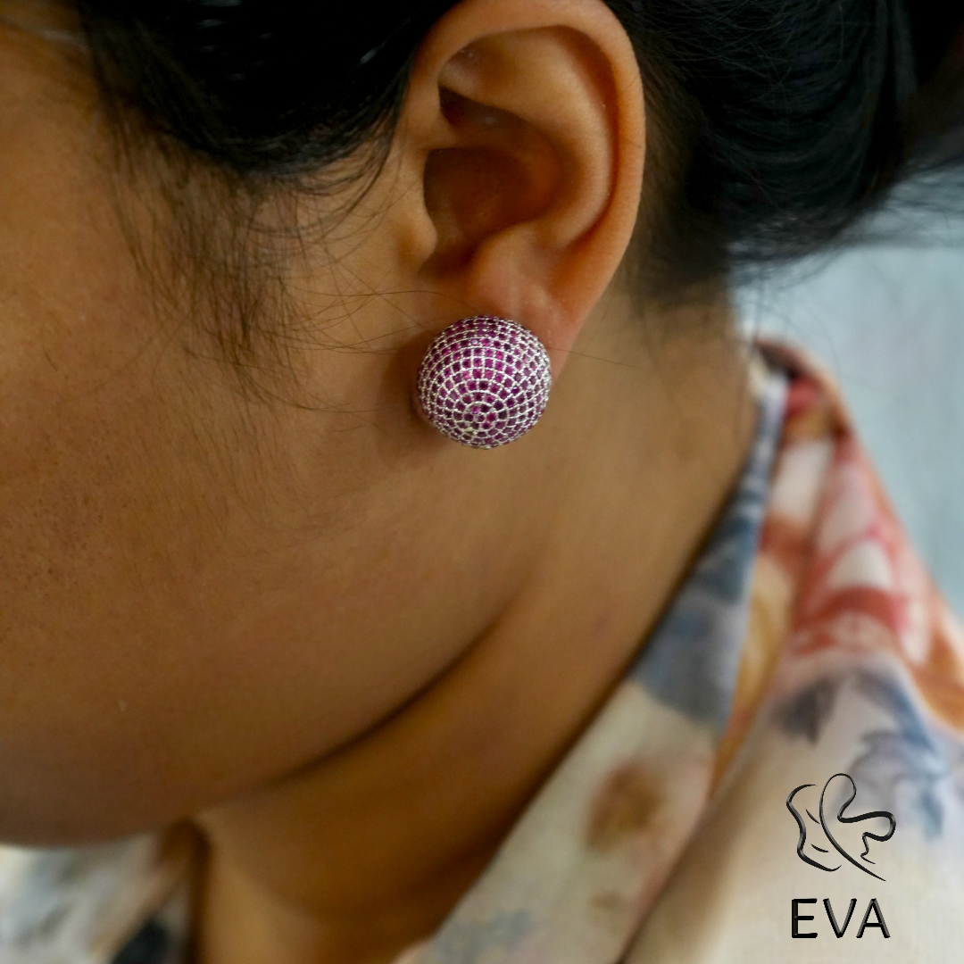 VIRA Studs Earrings