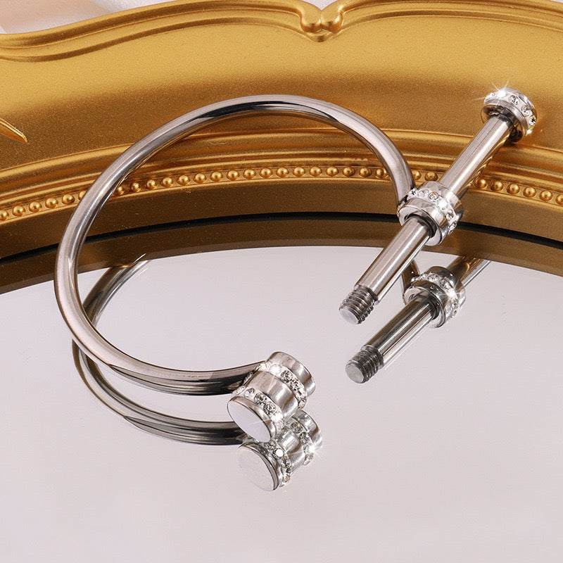Bolt Luxe Bangle
