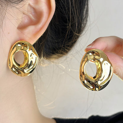 Sculptura Studs