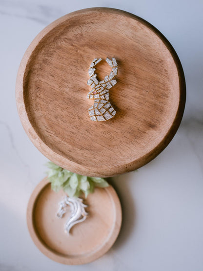 Regal Fracture Brooch