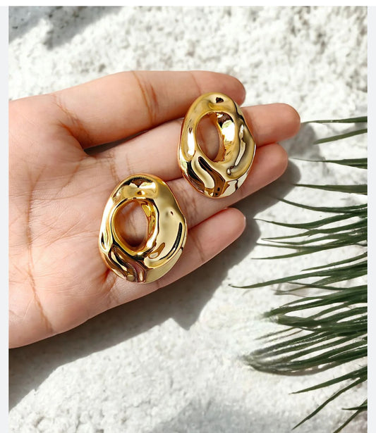Sculptura Studs