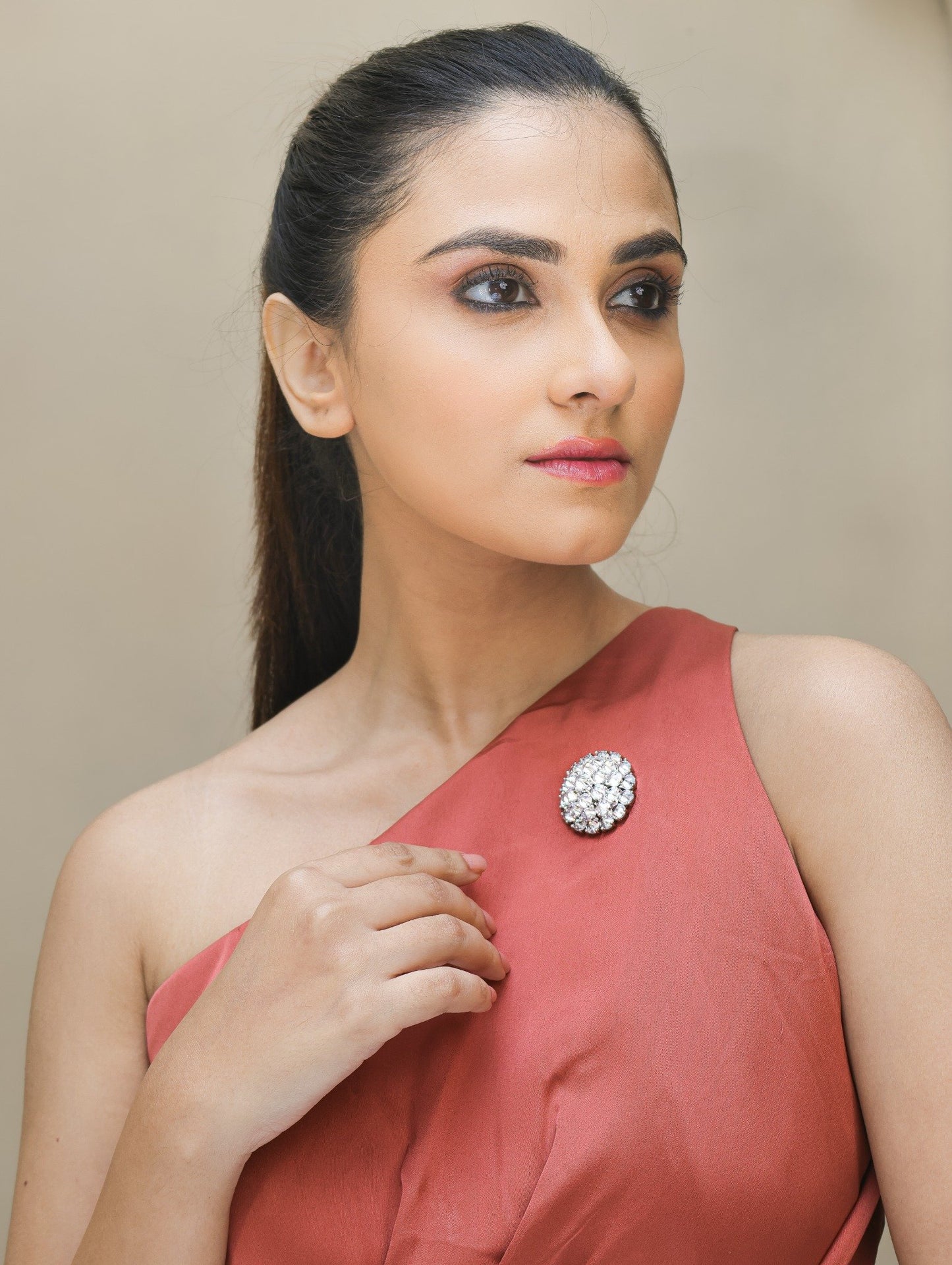 Noor Crystal Magnetic Brooch