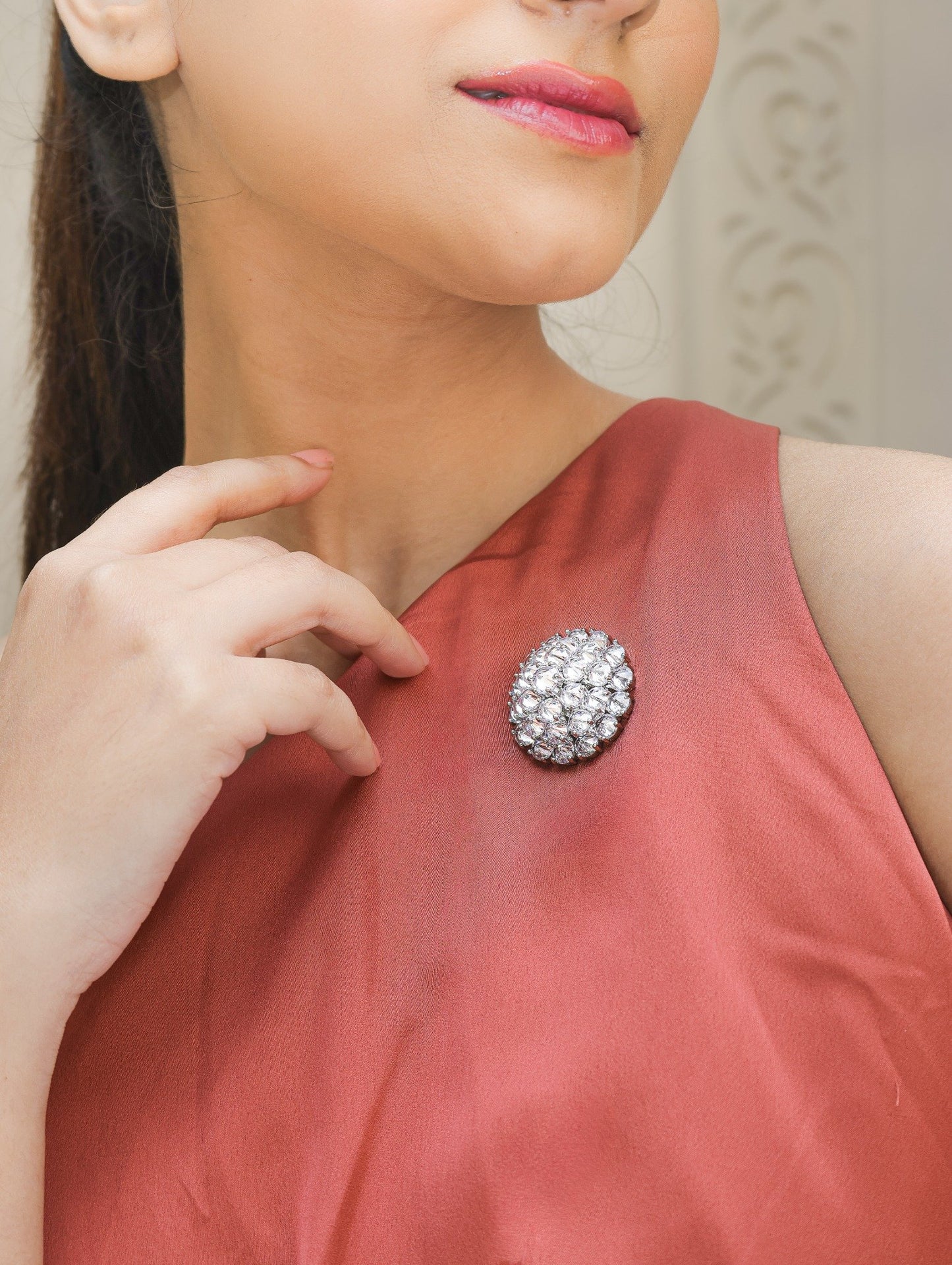 Noor Crystal Magnetic Brooch
