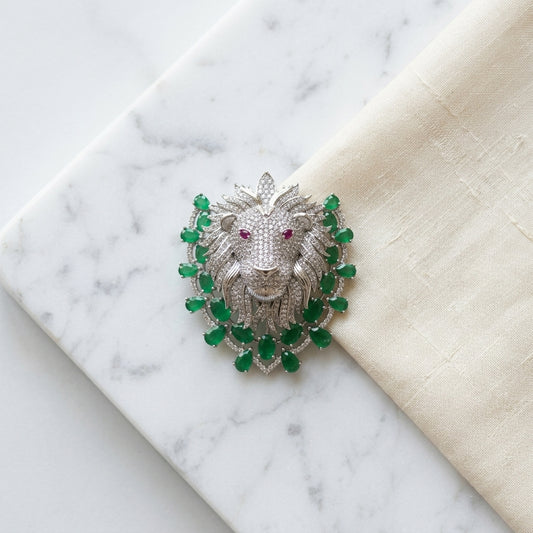 Emerald Accent Lion Magnetic Brooch in Brass with Zircon Stones