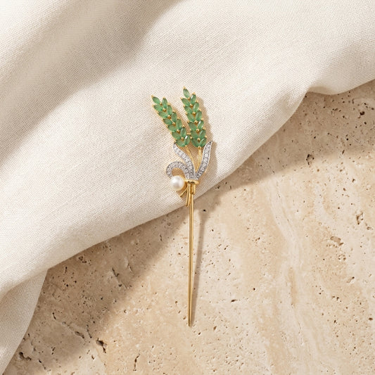 Emerald Wheat Pearl Lapel Pin – Gold Plated Brass with Zircon Detailing